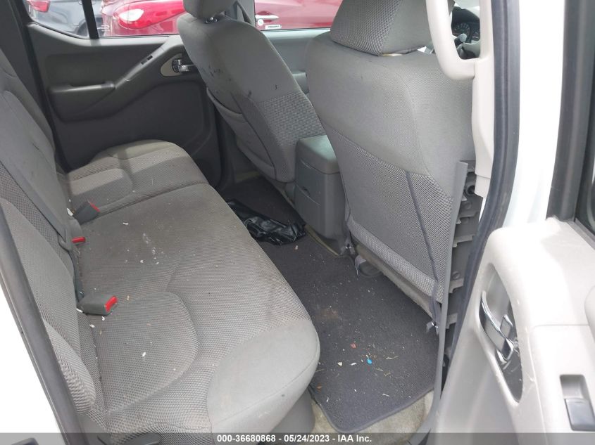 2017 NISSAN FRONTIER SV V6 - 1N6AD0ERXHN764742