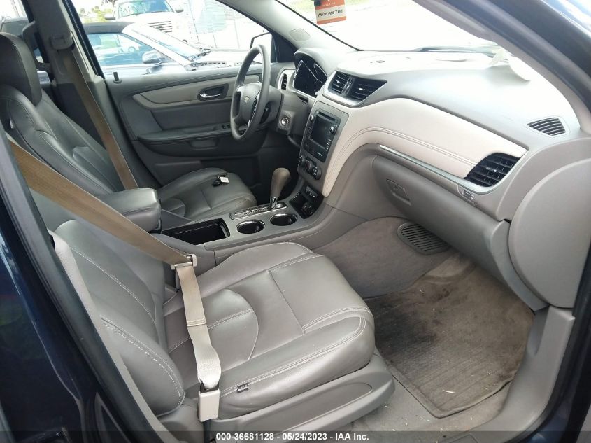 2015 CHEVROLET TRAVERSE LS - 1GNKRFKD5FJ113812