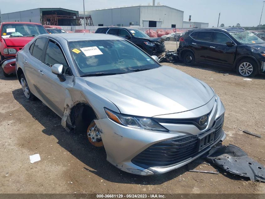 2020 TOYOTA CAMRY LE - 4T1C11AK5LU879651