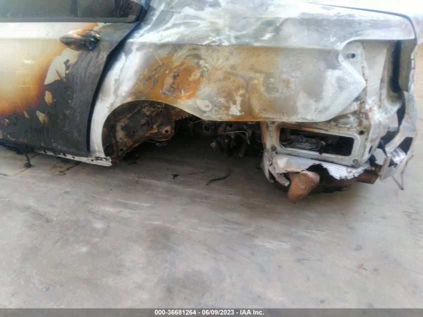 2015 BMW 7 SERIES 750LI/ALPINA B7 - WBAYE8C58FD781469