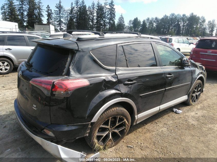 2016 TOYOTA RAV4 SE - JTMJFREV0GJ068685