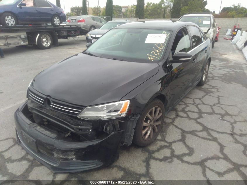 2014 VOLKSWAGEN JETTA SEDAN SE W/CONNECTIVITY - 3VWD17AJ8EM410139