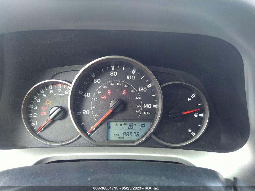 2016 TOYOTA RAV4 LE - JTMZFREV2GJ074751