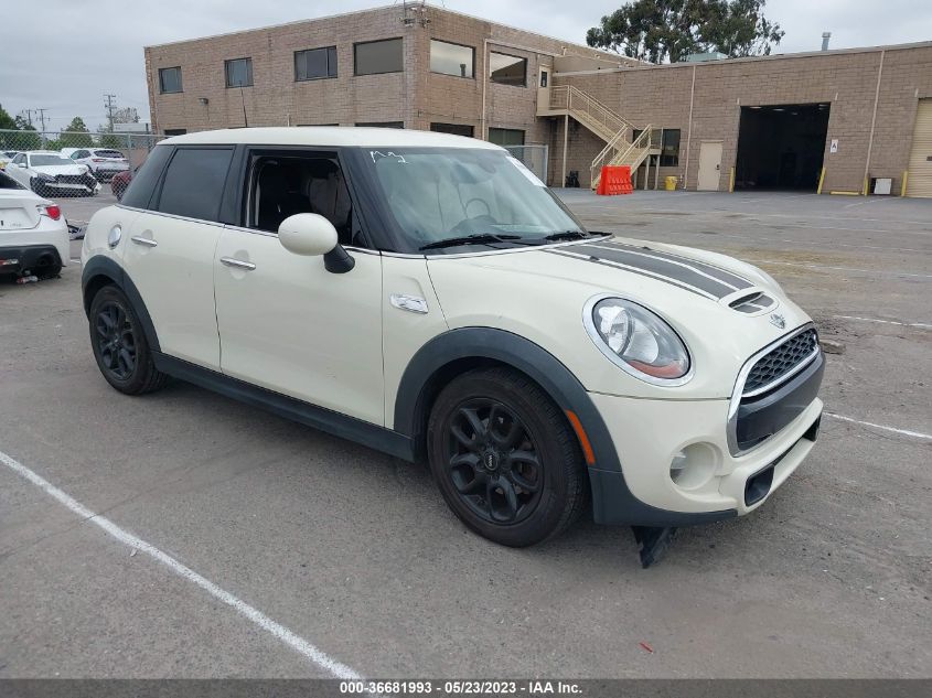2015 MINI COOPER HARDTOP 4 DOOR S - WMWXU3C55F2B57760