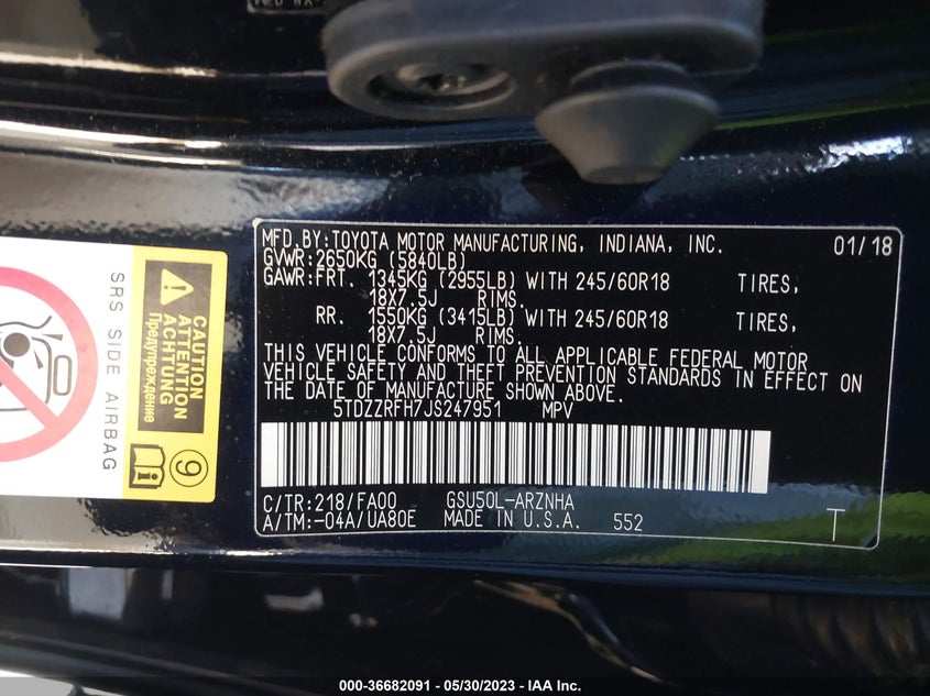 VIN 5TDZZRFH7JS247951 2018 TOYOTA HIGHLANDER LE