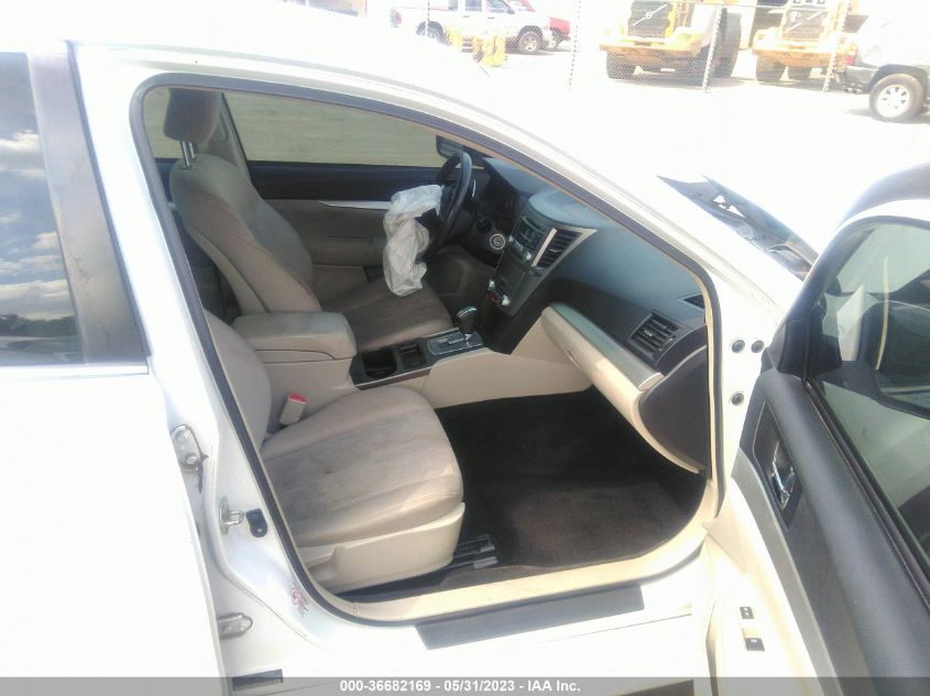 2013 SUBARU LEGACY 2.5I PREMIUM - 4S3BMCC63D3011433