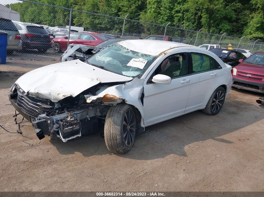2013 CHRYSLER 200 TOURING - 1C3CCBBB8DN700294