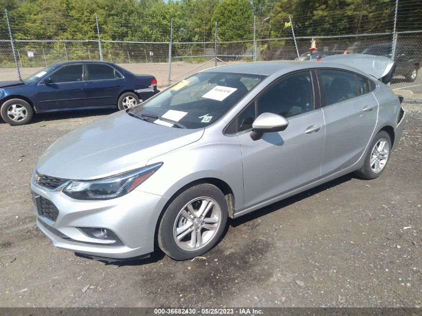 2018 CHEVROLET CRUZE LT - 1G1BE5SM0J7215029