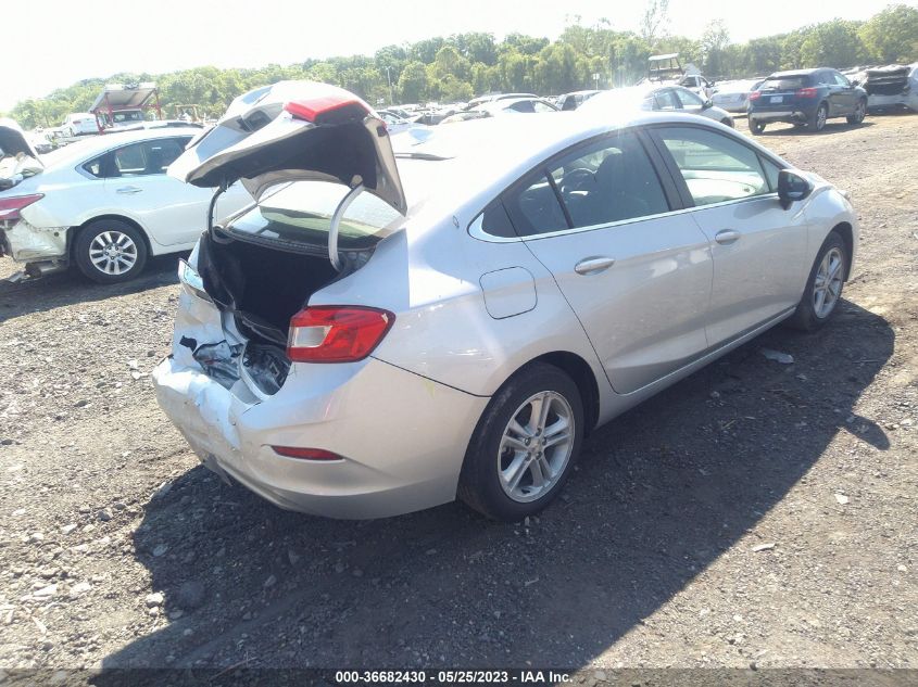 2018 CHEVROLET CRUZE LT - 1G1BE5SM0J7215029