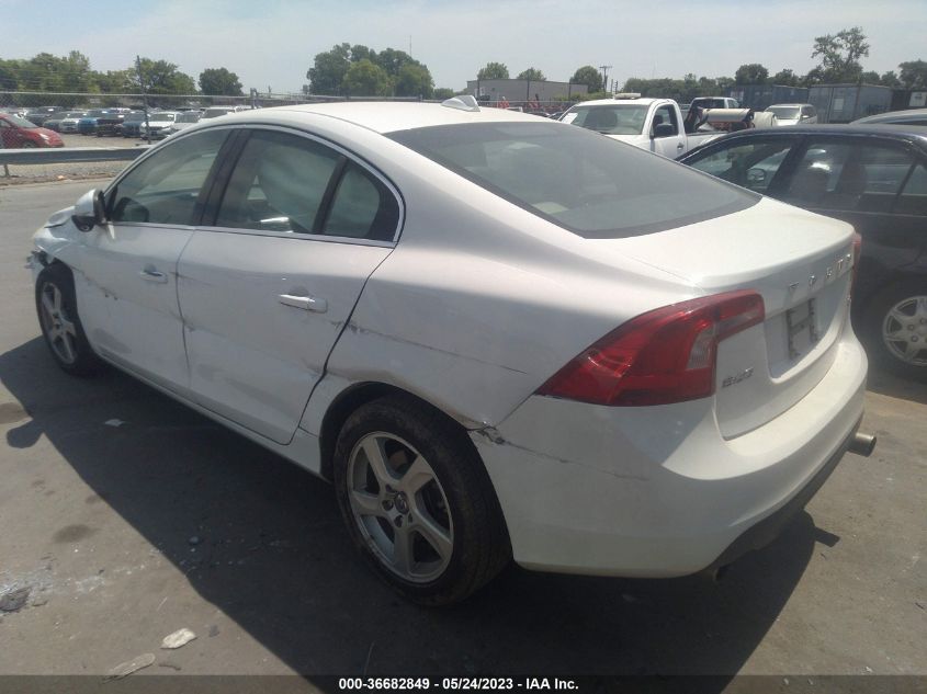 2013 VOLVO S60 T5 - YV1612FS6D2174378