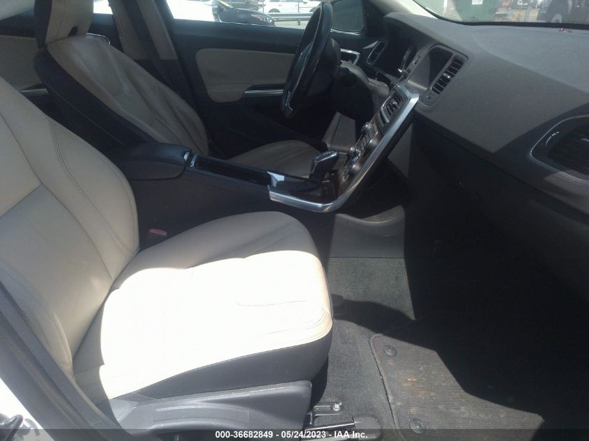 2013 VOLVO S60 T5 - YV1612FS6D2174378
