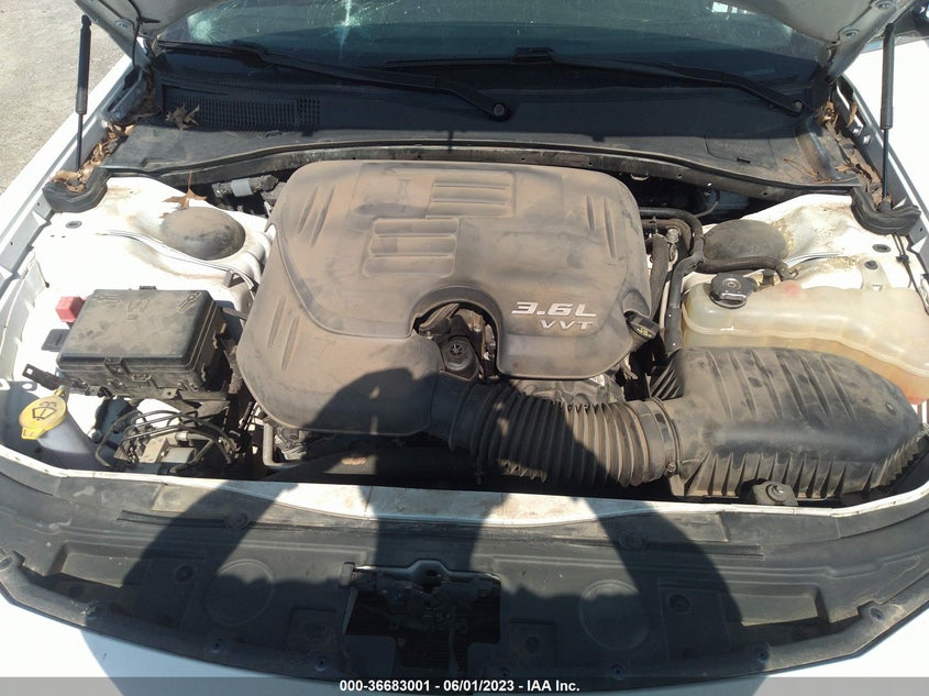 VIN 2C3CCAAG1JH137326 2018 CHRYSLER 300 TOURING