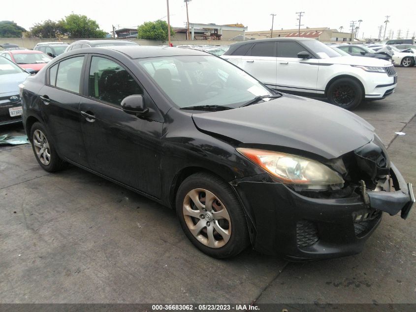 2013 MAZDA MAZDA3 I SPORT - JM1BL1UP1D1736670