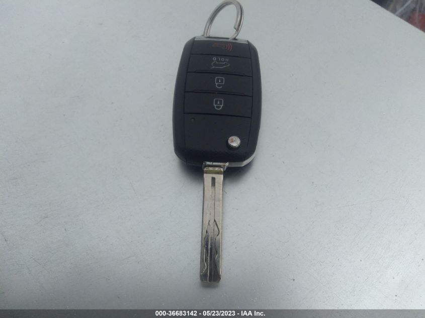 2016 KIA SPORTAGE LX - KNDPBCAC8G7803532
