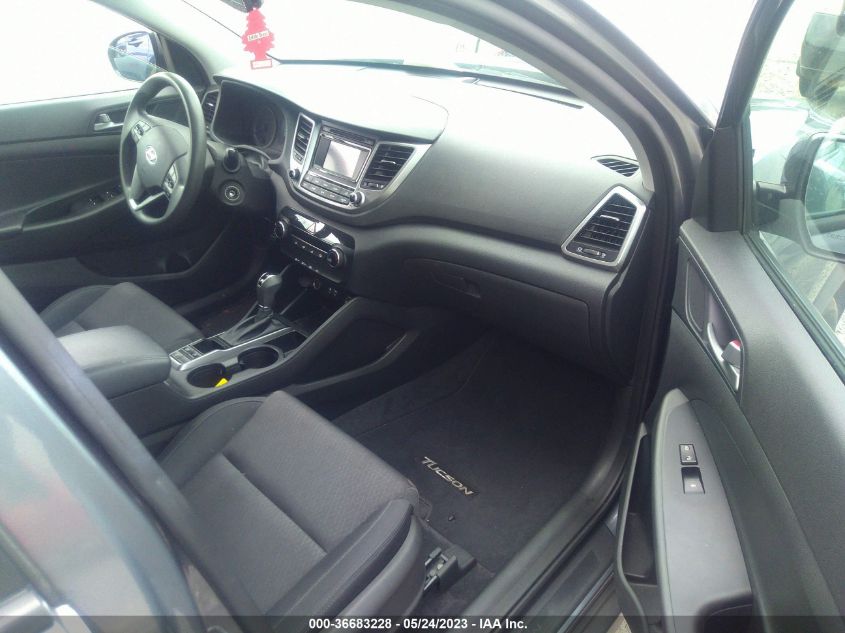 2017 HYUNDAI TUCSON SE - KM8J3CA4XHU288916