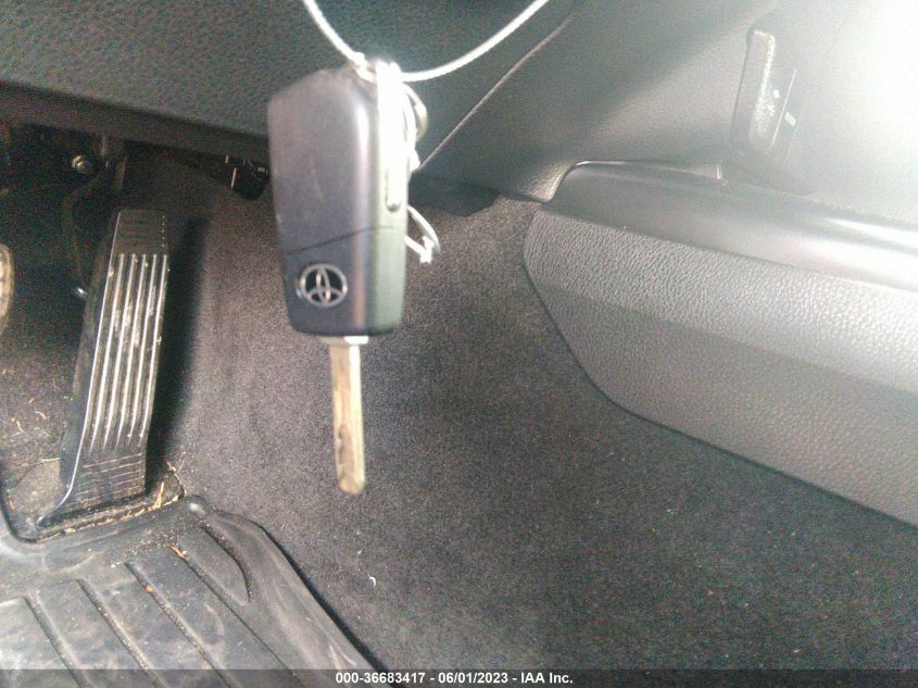 2019 TOYOTA CAMRY LE/SE/XLE/L - 4T1B11HK2KU824204