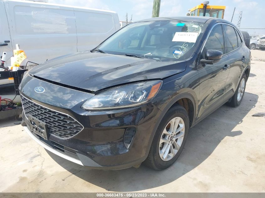 2020 FORD ESCAPE SE - 1FMCU0G68LUA32814