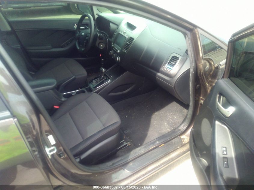 2018 KIA FORTE LX - 3KPFL4A78JE199196