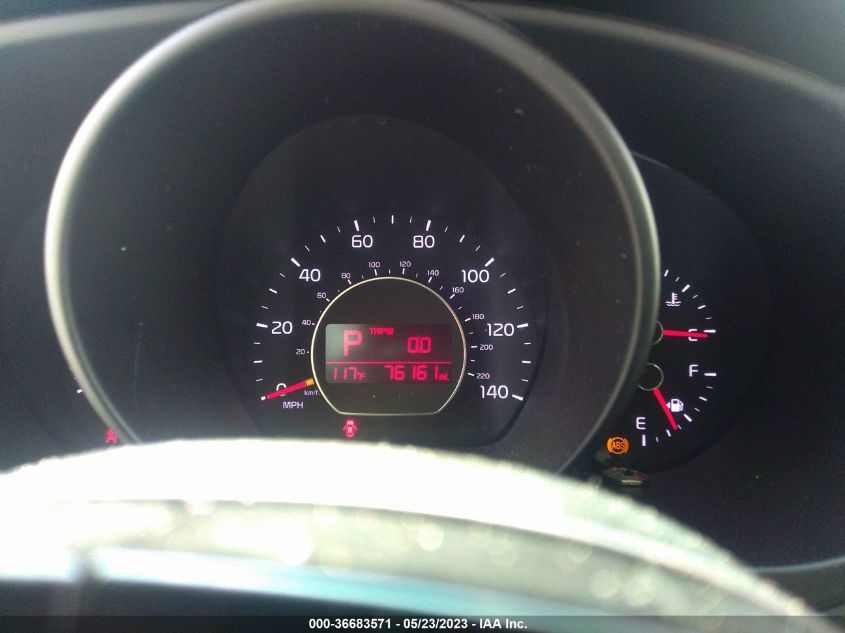 2015 KIA SOUL BASE - KNDJN2A23F7232111