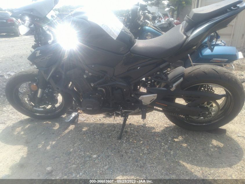2022 KAWASAKI ZR900 F - ML5ZRDF16NDA56400