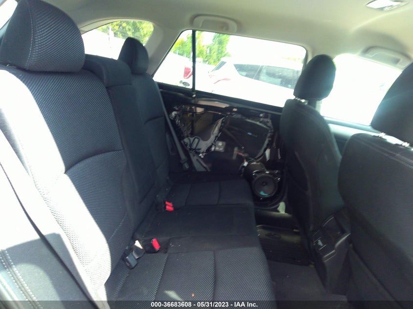 VIN 4S4BSACC6J3305142 2018 SUBARU OUTBACK PREMIUM