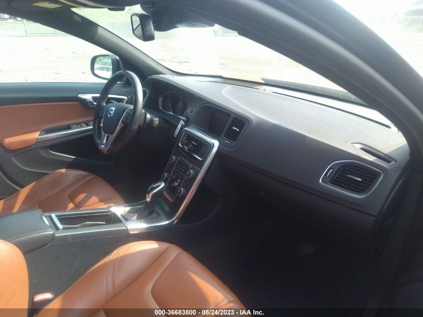 2015 VOLVO S60 T5 DRIVE-E PREMIER PLUS - YV140MFC7F1308869