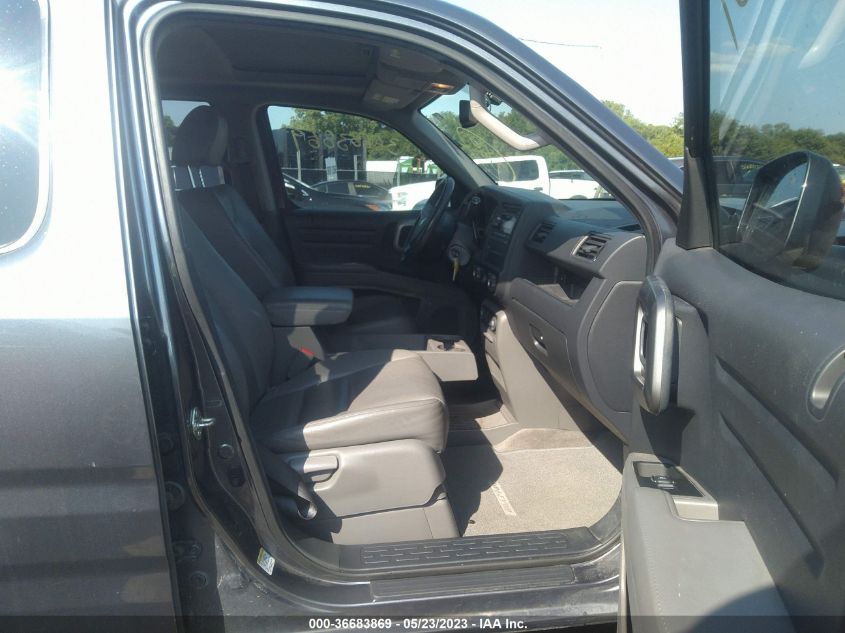 2014 HONDA RIDGELINE RTL - 5FPYK1F54EB009600