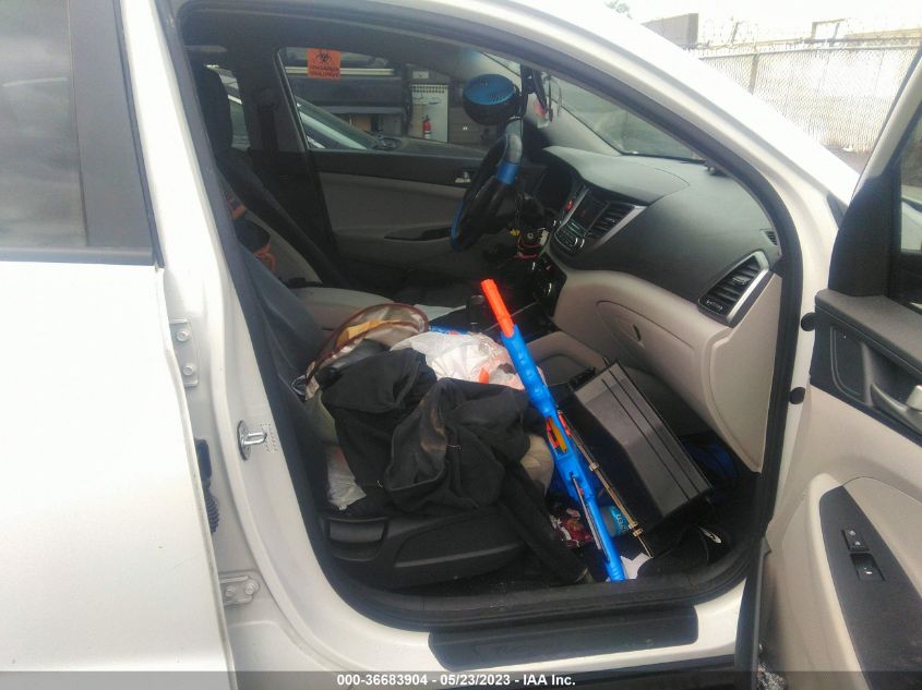 2018 HYUNDAI TUCSON SE - KM8J2CA45JU730882