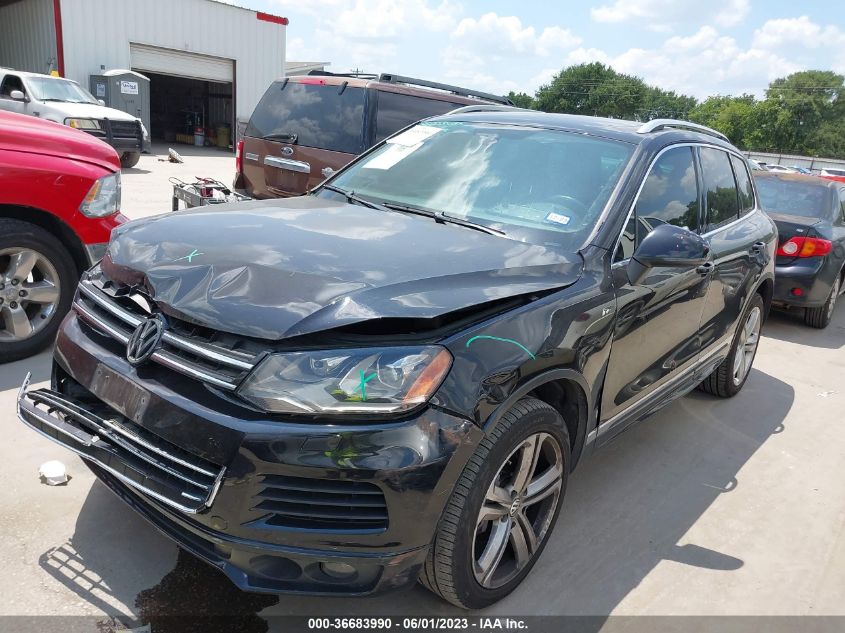 2014 VOLKSWAGEN TOUAREG R-LINE - WVGDF9BP5ED015054