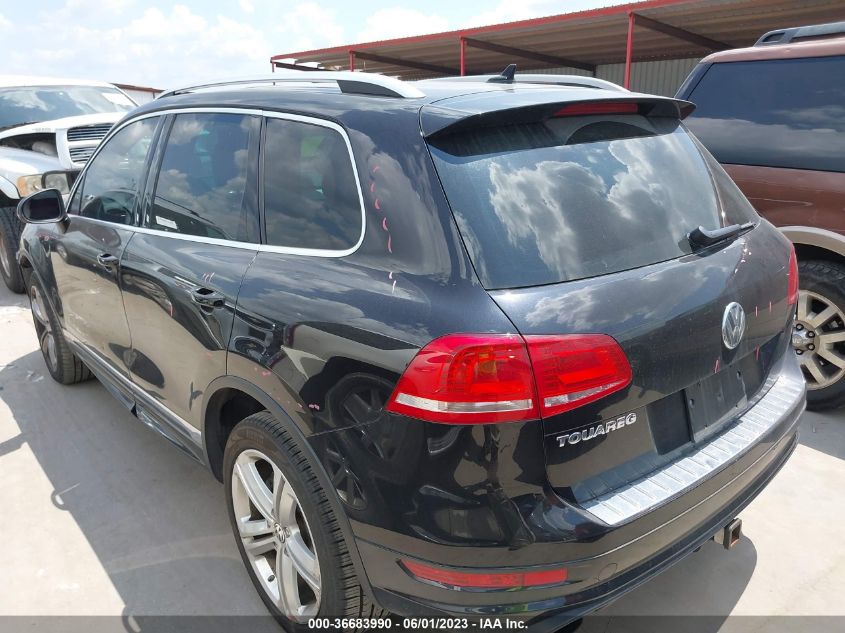 2014 VOLKSWAGEN TOUAREG R-LINE - WVGDF9BP5ED015054