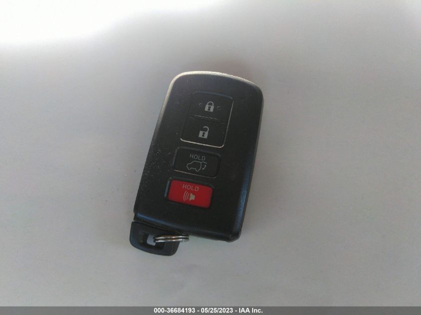 2017 TOYOTA RAV4 XLE - JTMWFREV8HJ706477
