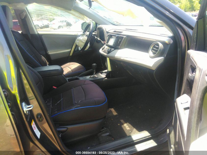 2017 TOYOTA RAV4 XLE - JTMWFREV8HJ706477