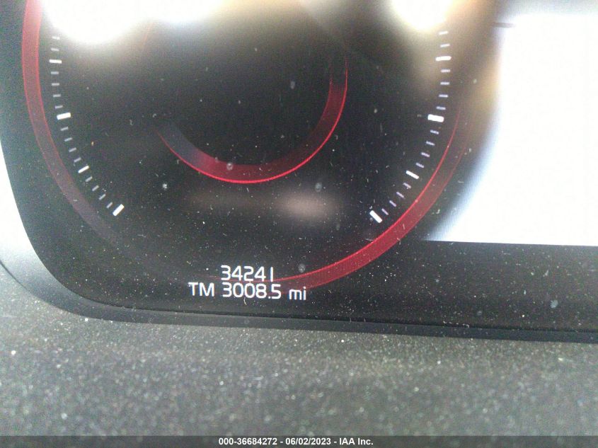 2019 VOLVO XC90 MOMENTUM - YV4A22PKXK1496310