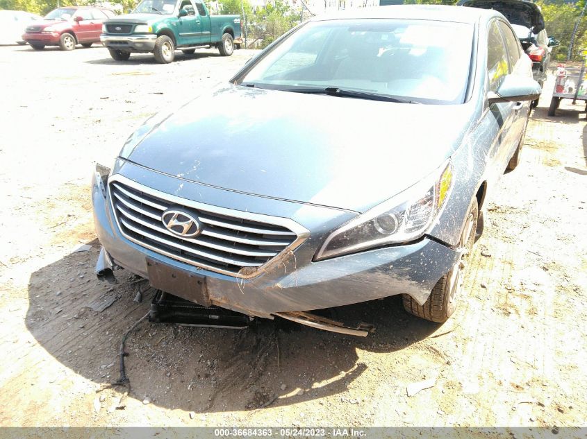 2015 HYUNDAI SONATA 2.4L SE - 5NPE24AF9FH162277