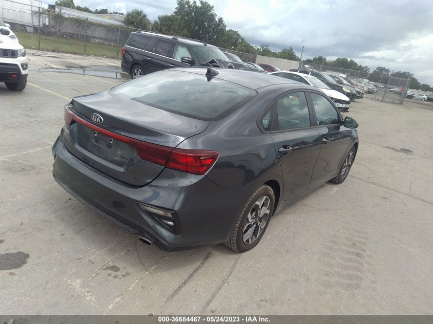 VIN 3KPF24AD5LE181234 2020 KIA FORTE LXS