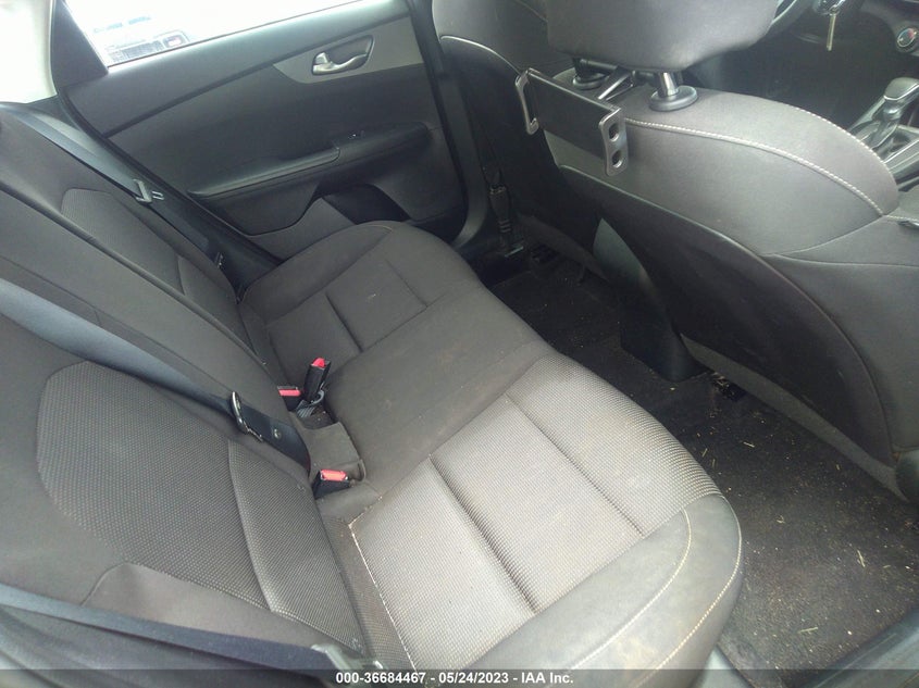 VIN 3KPF24AD5LE181234 2020 KIA FORTE LXS