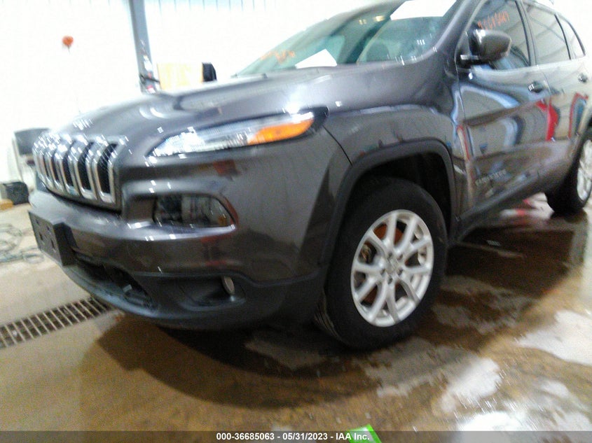 VIN 1C4PJMCBXHW583671 2017 JEEP CHEROKEE LATITUDE