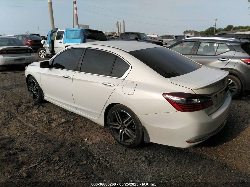 2017 HONDA ACCORD SEDAN SPORT SE - 1HGCR2F15HA119538