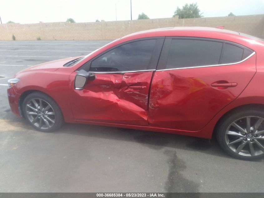 2018 MAZDA MAZDA3 4-DOOR GRAND TOURING - 3MZBN1W30JM186605