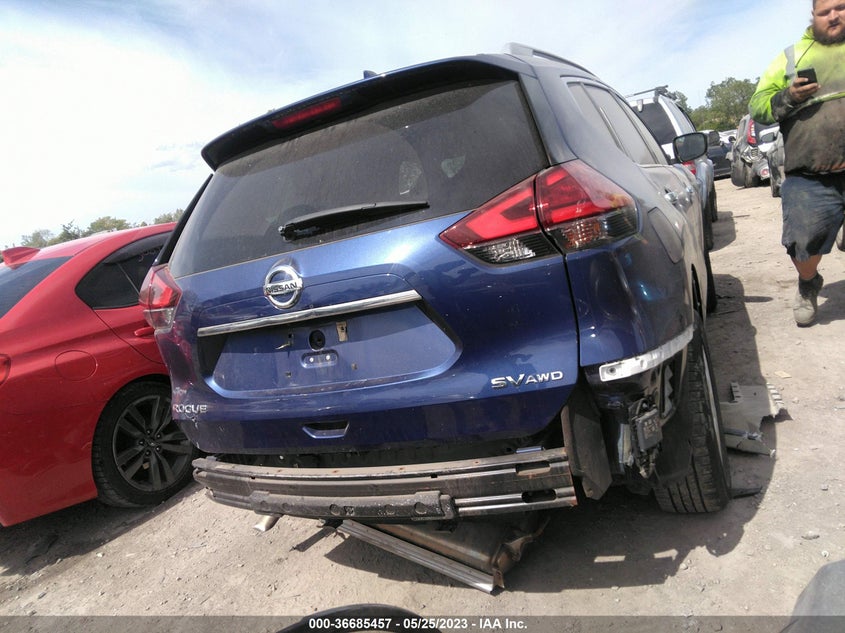 VIN 5N1AT2MV2HC878824 2017 NISSAN ROGUE SV
