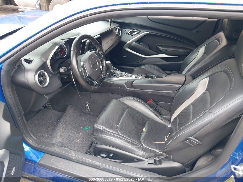 2018 CHEVROLET CAMARO 2LT - 1G1FD1RX9J0105201