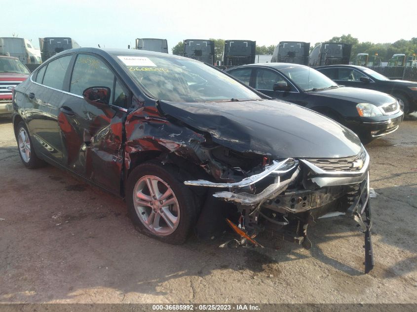 2018 CHEVROLET CRUZE LT - 1G1BE5SMXJ7231383