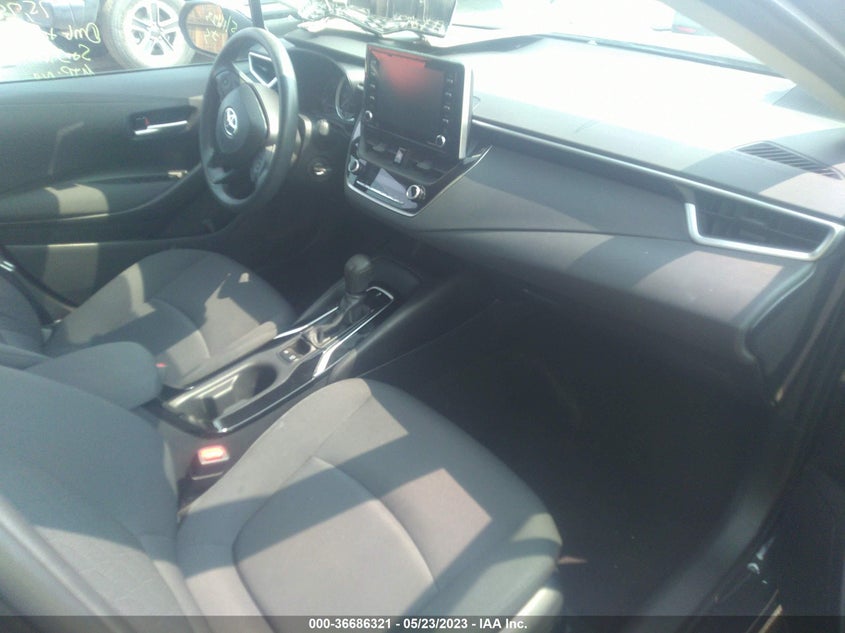 VIN 5YFEPMAE8MP250942 2021 TOYOTA COROLLA LE