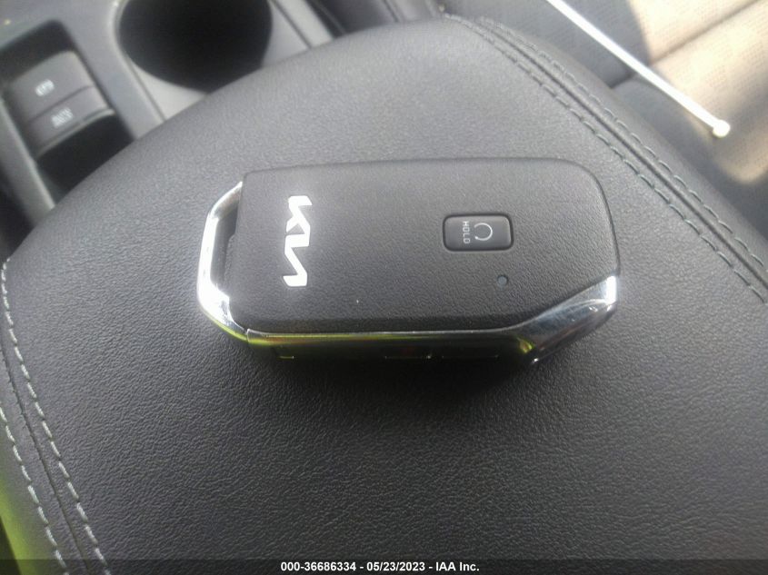 2023 KIA SELTOS SX - KNDETCA21P7420205