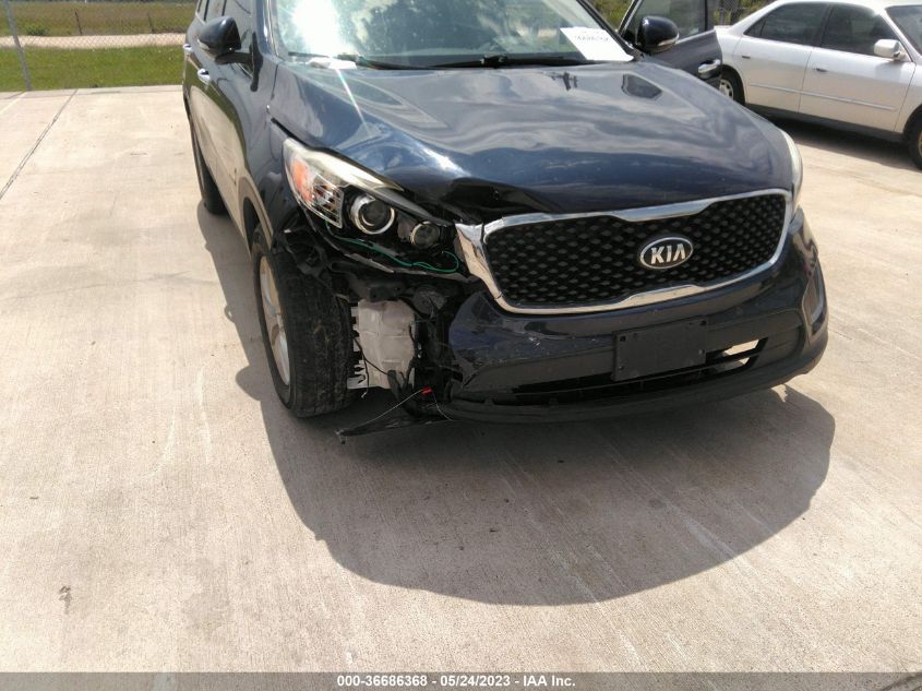 2016 KIA SORENTO LX - 5XYPG4A38GG137718