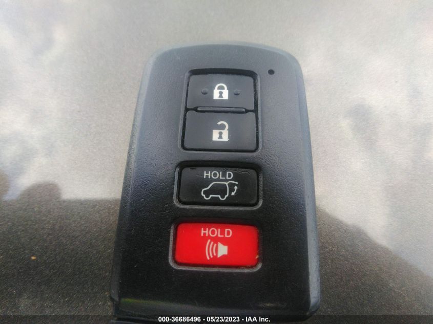 2016 TOYOTA RAV4 SE - JTMNFREV2GJ073808