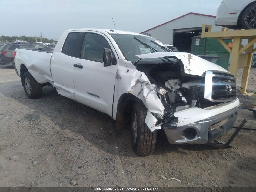 2013 TOYOTA TUNDRA 4WD TRUCK - 5TFCY5F19DX014804