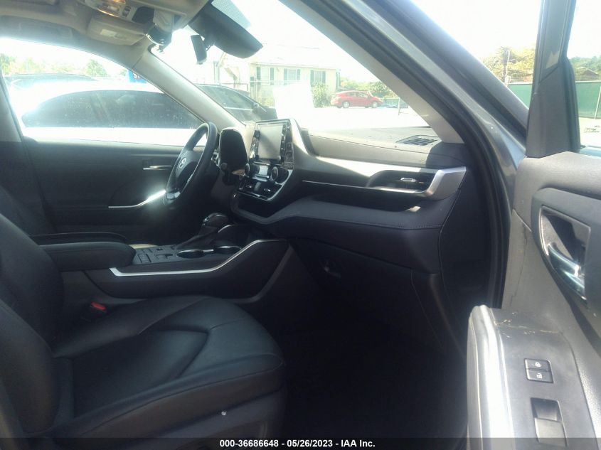 2021 TOYOTA HIGHLANDER XLE - 5TDGZRBH6MS156400