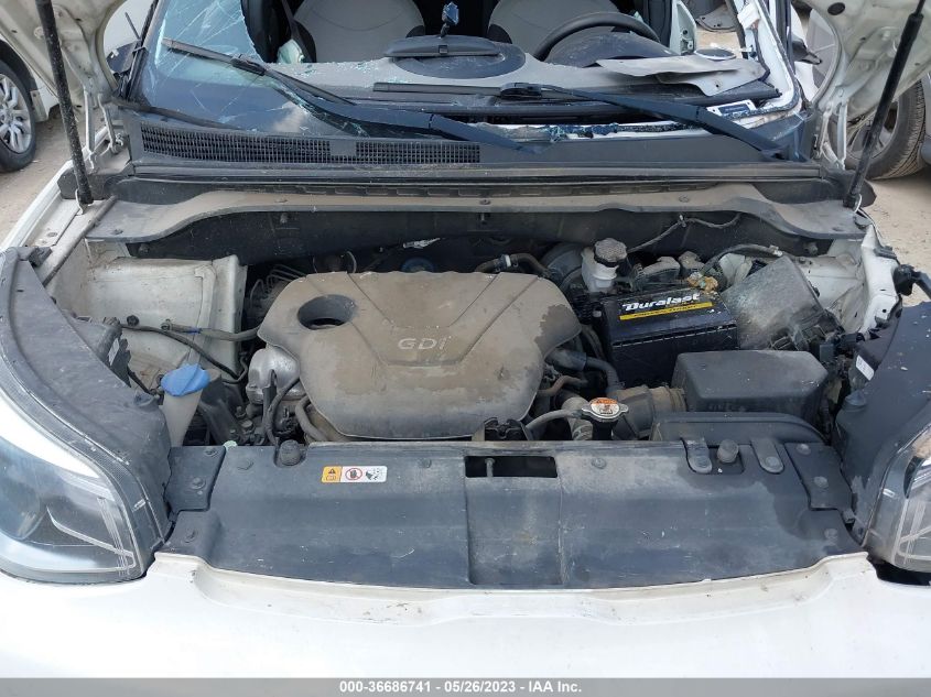 2016 KIA SOUL BASE - KNDJN2A23G7300196