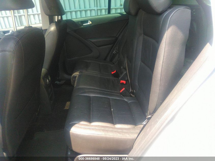 2017 VOLKSWAGEN TIGUAN SPORT - WVGUV7AX2HW504402